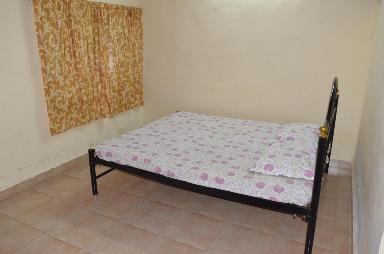 Raikar Guest House Bogmalo Exterior foto