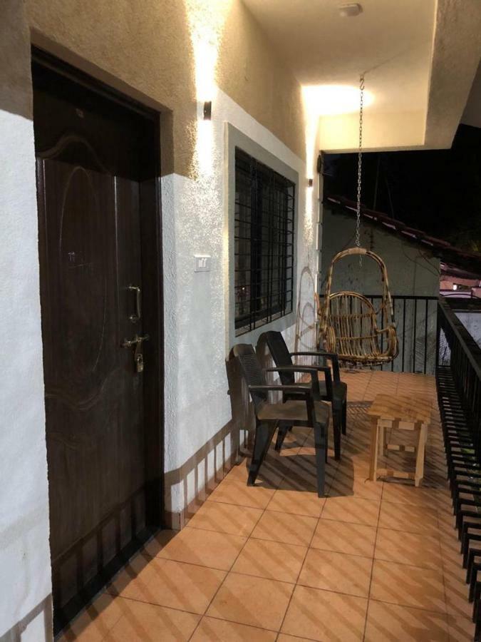 Raikar Guest House Bogmalo Exterior foto